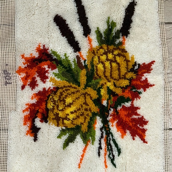 VTG Caron Latch Hook Rug Autumn Fantasy 24"×34" 1978 Almost Complete 1978 MCM - Picture 9 of 16